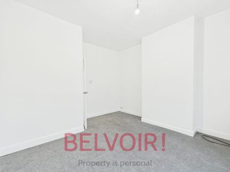 Terraced House to rent on - Photo 3