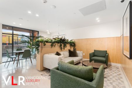 Condo in Coquitlam, BC - Photo 3