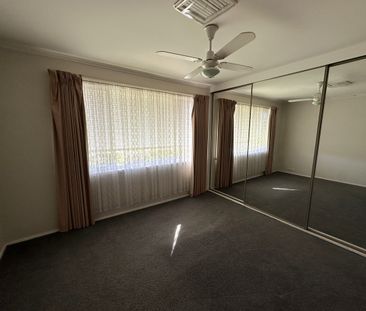 36 Sheehan Crescent, SHEPPARTON VIC 3630 - Photo 3