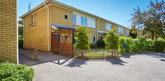 Stångjärnsgatan 232 - Photo 2