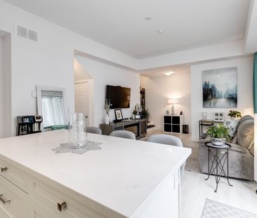 For Lease - 331 Broward Way Unit# 130, Innisfil, Ontario - Photo 3