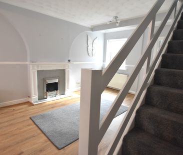 2 bedroom terraced house to rent - Photo 1