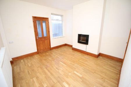 2 bedroom terraced house to rent - Photo 3