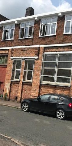 1 bedroom block of apartments to rent - Photo 1