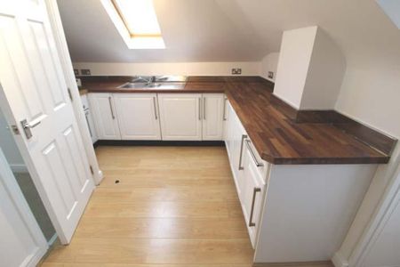 1 bedroom apartment to rent - Photo 2