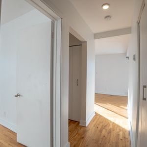 ✨ 3.5 Apartment For Rent – Move In Ready - Photo 3