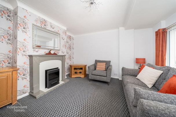 33 Wellington Avenue, Larne, BT40 1EH - Photo 1