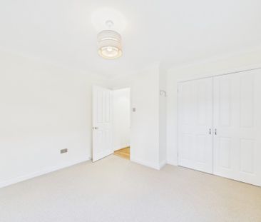 Bella Vista, Woodmancote, Cheltenham, GL52 - Photo 3