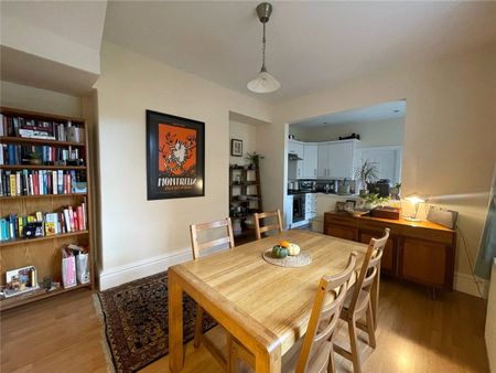 Available mid-December this beautifully presented one bedroomed ground floor apartment is situated in one of Harrogate’s most desirable locations and only a short walk away from the popular town centre which provides a variety of amenities and shopping facilities. - Photo 5