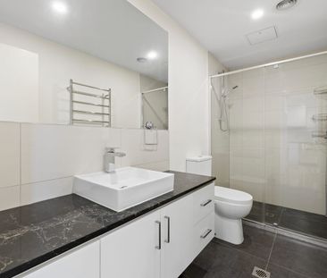 Modern Comfort in the Heart of Balwyn North - Photo 3