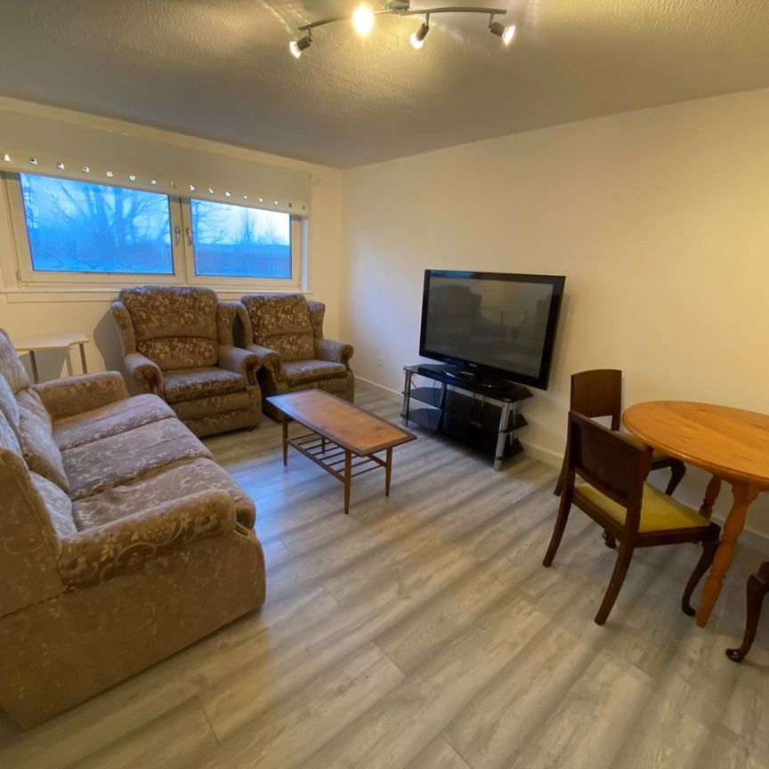 2 Bed Flat, Rosemount Street, G21 - Photo 1