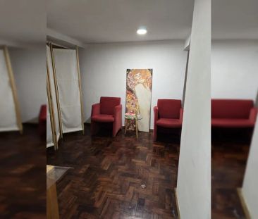 3-bedroom apartment for rent in Laveiras, Lisbon. Only females, professionals preferred - Photo 4