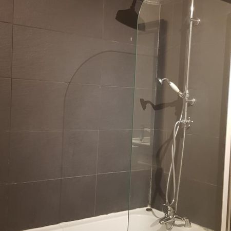 Location Appartement 4 pièces 79m² BEAUNE 21200 - Photo 3