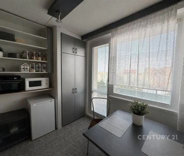 Pronájem bytu 1+1 s balkonem ve vyhledávané lokalitě Olomouc, Brněn... - Photo 2