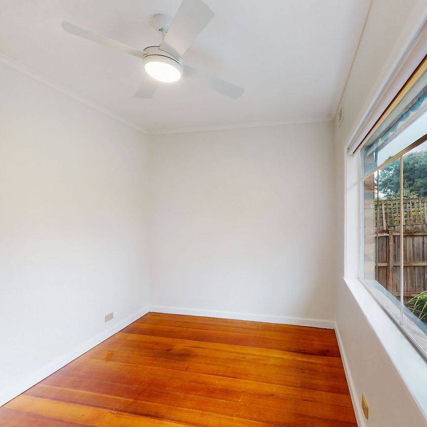 24 Reading Avenue, Balwyn North - Photo 1