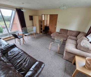 4 Bed Student Accommodation - Photo 1