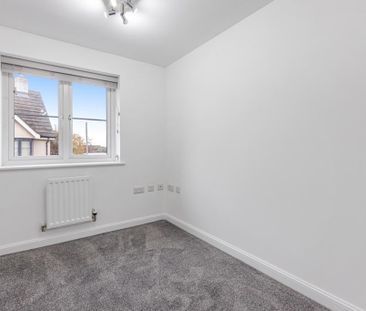 4 bedroom terraced house to rent - Photo 6