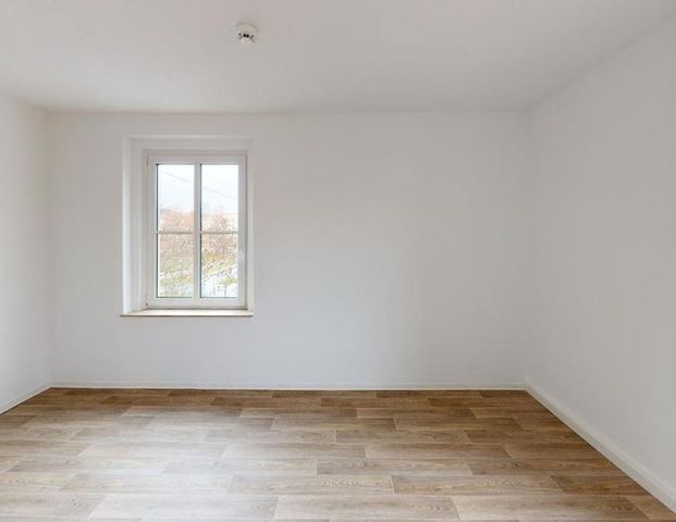 Zentral gelegene 2-Raum-Wohnung mit Balkon - Photo 1