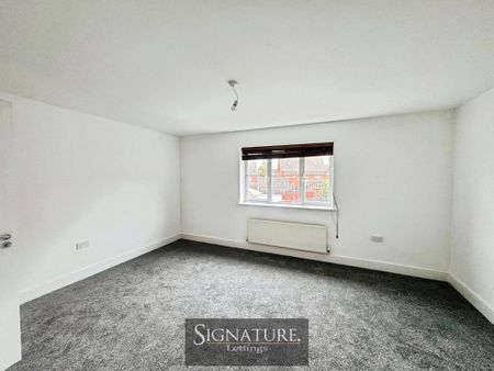 4 bedroom terraced house to rent - Photo 3