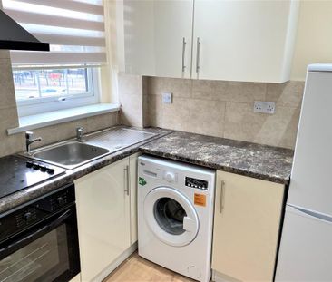 Studio to rent - Photo 6