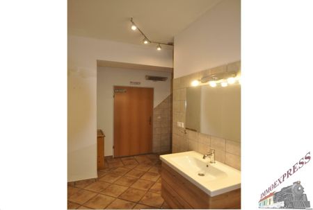 Großzügig angelegte Wohnung in Pressbaum mit Pergola, Pool und großem Garten - Photo 5