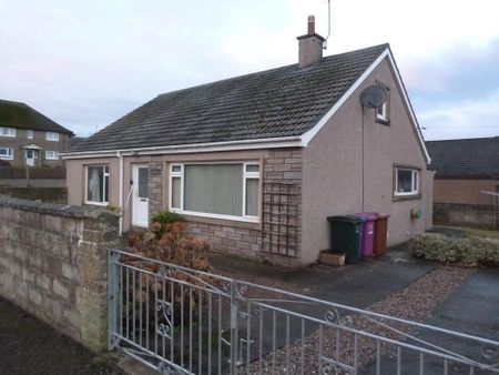 3 bedroom bungalow to rent - Photo 2