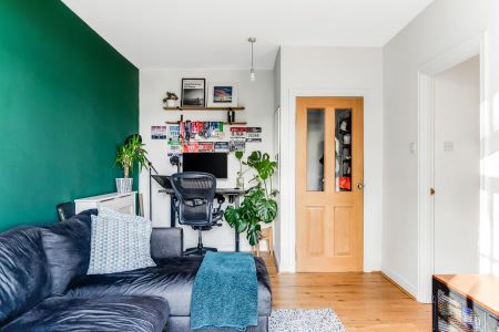 1 bedroom flat to rent - Photo 2