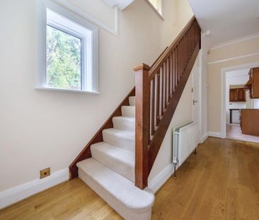 3 bedroom detached house to rent - Photo 4