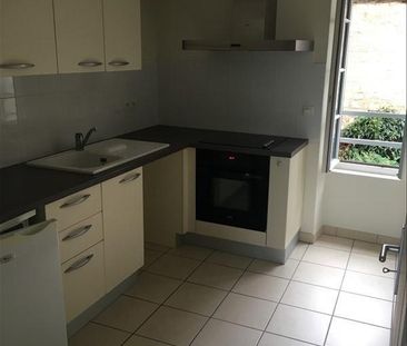 Location Appartement 2 pièces 39m² POITIERS 86000 - Photo 2