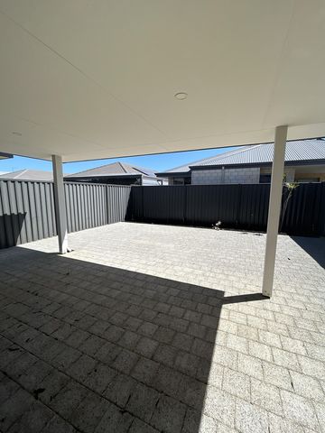 Beautiful, Modern and Unique - Photo 4