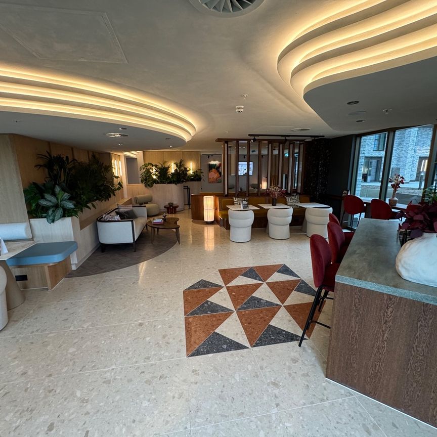 2 Bed Flat, Dantzic Street, M4 - Photo 1