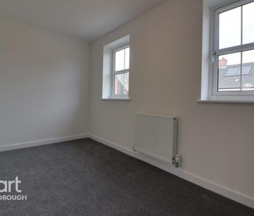 2 bedroom semi-detached house to rent - Photo 3