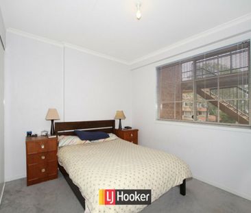One bedroom unit close to the City - Photo 2