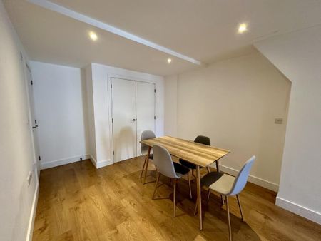 2 bedroom apartment to rent - Photo 3