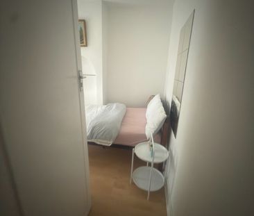 Room in a Shared House, Montague Road, N15 - Photo 2