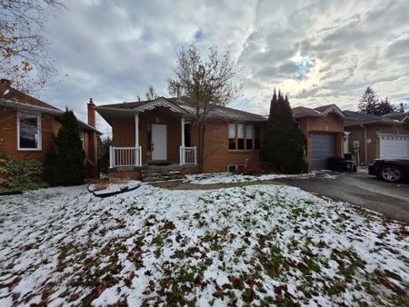 For Lease - 199 Livingstone Street, Barrie, Ontario - Photo 5