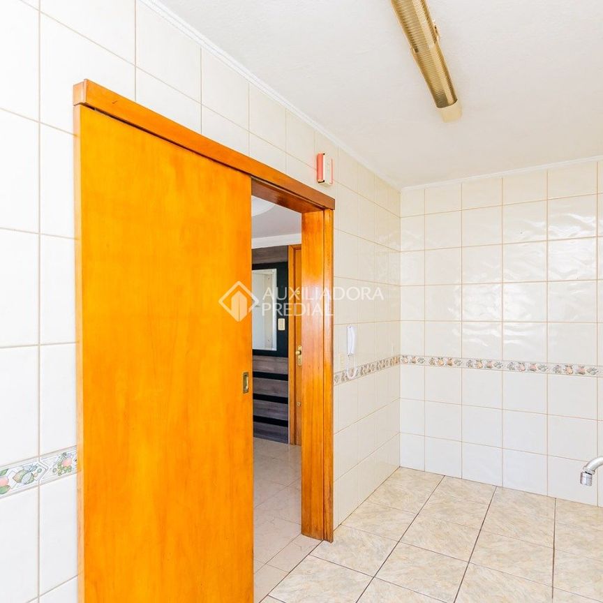Apartamento com 2 quartos e 87m² para alugar em Vila Jardim, Porto Alegre. - Foto 1