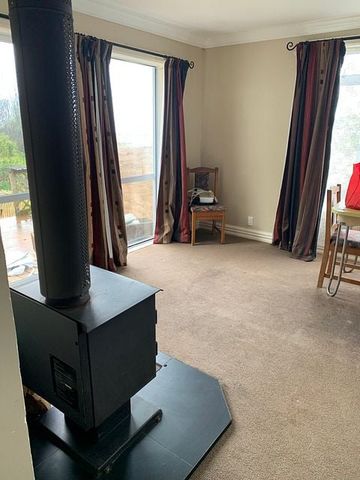 Charming 2BR Home with Deck & Shed! - Photo 2