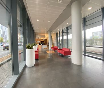 94 The Quays, Salford Quays, SALFORD - Photo 6