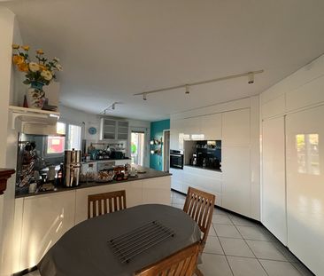 Location Maison 5 pièces 123m² - Photo 1