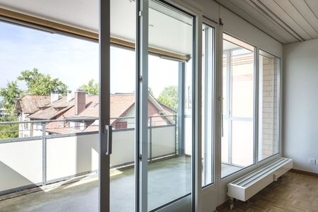 Apartment with parquet floor and nice, sunny balcony - Foto 2