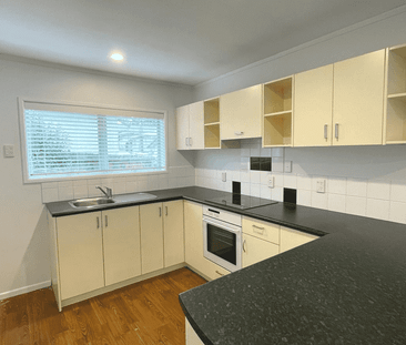 2 bedrooms + 1 bathroom - Photo 5