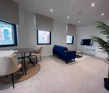 1 Bed Flat, New Briggate, LS2 - Photo 1