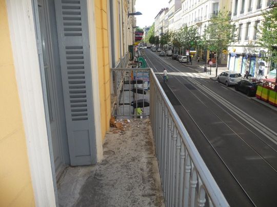 APPARTEMENT T3 A LOUER - Photo 1