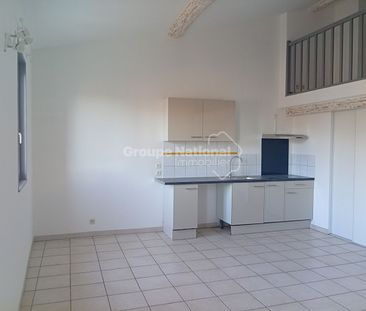 BEAUCAIRE CENTRE - Appartement T2 en mezzanine de 44m², - Photo 2