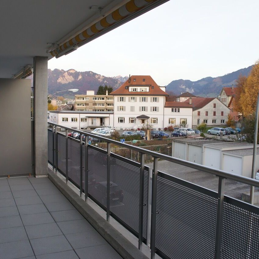 CHARMANT 4 ½ PIECES - Avec grand balcon et à deux pas de l'école ! - Foto 1