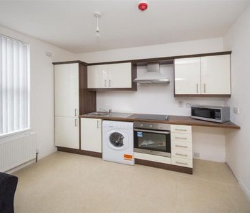 1a Fitzroy Avenue, Belfast, BT7 1HS - Photo 1