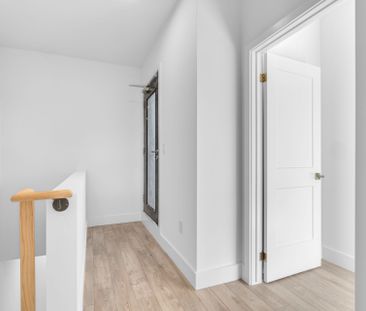 For Lease - 6638 McLeod Road Unit# 309, Niagara Falls, Ontario - Photo 2