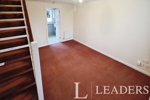 2 bedroom terraced house to rent - Photo 1