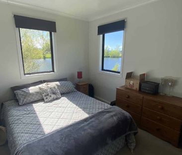 Sunlit 2-Bedroom in Ruby Bay - Photo 5